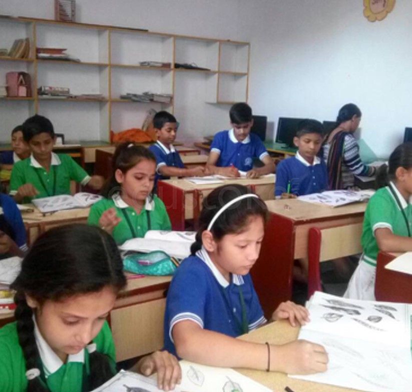  New Modern Green Valley Public School