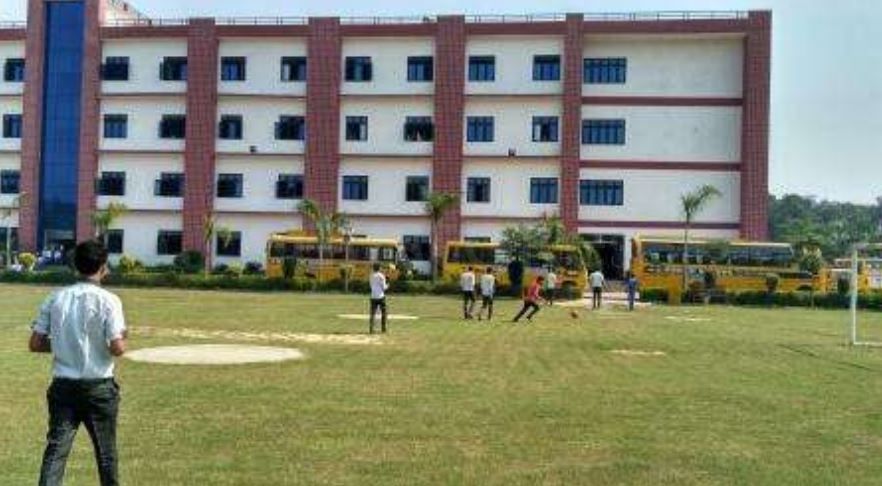  R K Public School