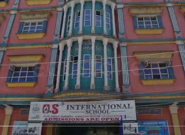  OS International School