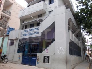  CAMBRIDGE ENGLISH HIGH SCHOOL