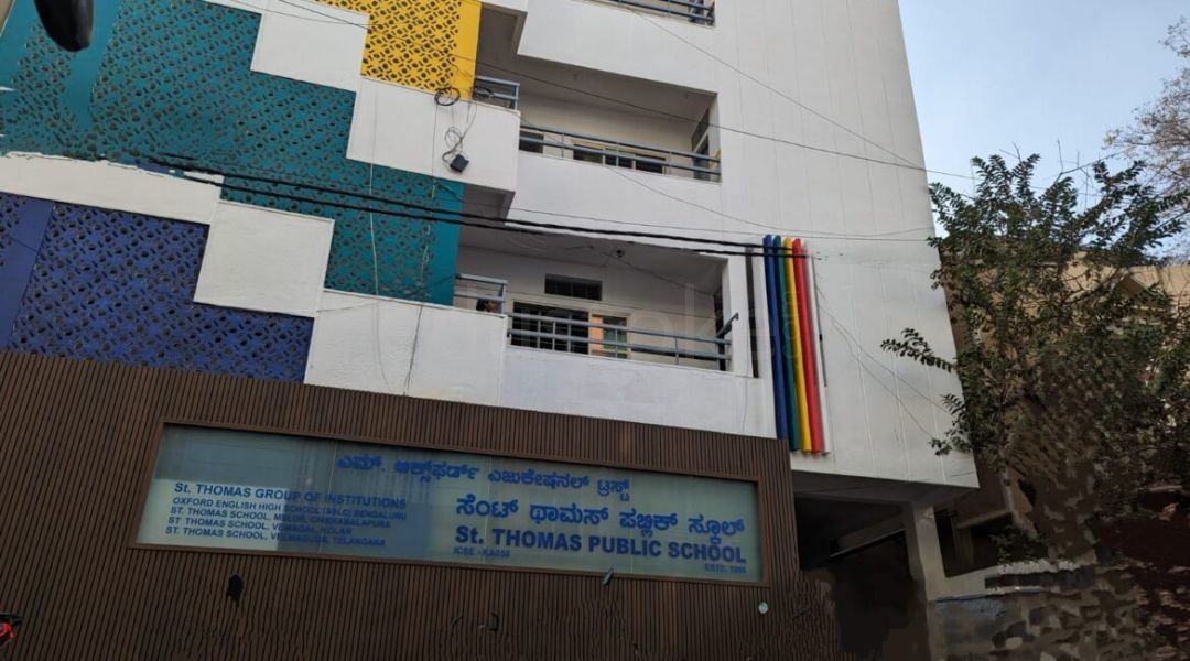  Saint Thomas Public School