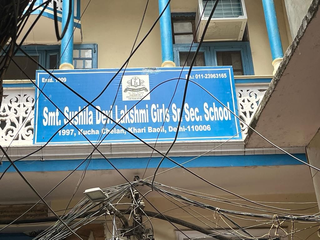  SHRI LAKSHMI GIRLS SENIOR SECONDARY SCHOOL