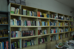 GT INDP PU College Galley Image 4