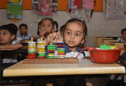 ಶಾಲೆಯ ಗ್ಯಾಲಿ ಚಿತ್ರ