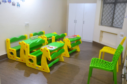 Smiling Stars Play School Galley Image 4