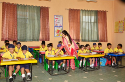 PIONEER SCHOOL Galley Image 3