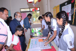 ಶಾಲೆಯ ಗ್ಯಾಲಿ ಚಿತ್ರ