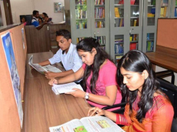 Maharashtra Education Society's Garware College of Commerce Galley Image 2