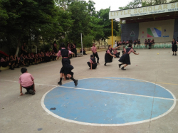 ಶಾಲೆಯ ಗ್ಯಾಲಿ ಚಿತ್ರ