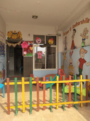 Royal kids pre school Galley Image 3