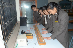 Shri Cloth Market Vaishnav Bal Mandir Girls Higher Secondary School Galley Image 4