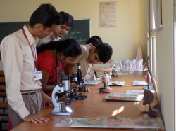 పాఠశాల గాలీ చిత్రం