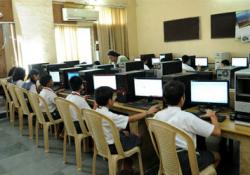 LOK PURAM PUBLIC SCHOOL Galley Image 4