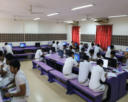 सेंट कोलंबस स्कूल गैली छवि 2