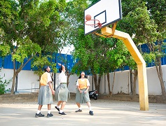 ಶಾಲೆಯ ಗ್ಯಾಲಿ ಚಿತ್ರ