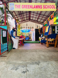 GREEN LAWNS MONTESSORI & PLAY CARE CENTRE Galley Image 2