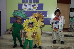 R & D E (Engrs.) English Medium School Galley Image 2