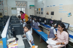 Vanita Vishram English School Galley Image 3