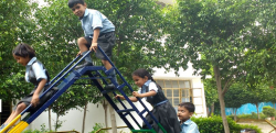KARAN PUBLIC SCHOOL Galley Image 4