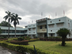 Parvara Central Public School, Loni, boarding school in Ahmednagar