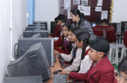 Major R.N. Kapoor DAV Public Senior. Secondary School Galley Image 3