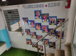 SPARKLES KINDERGARTEN Galley Image 4