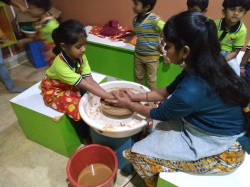 Honey Tots Den Preschool and Daycare Center Galley Image 2