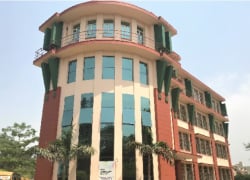 Day School near Sainik Farm, Delhi, Red Roses Public School, B-63, Paryavaran Complex, Saiyad ul Ajaib,Sainik Farm, Delhi
