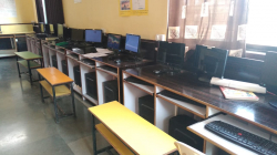 AIRSON ENGLISH SCHOOL Galley Image 3