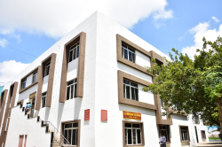 GT INDP PU College Galley Image 2