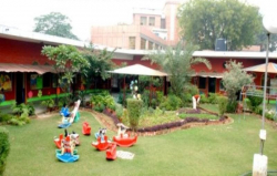 Schools in Friends Colony East, Delhi, Mushir Fatma jamia Nursery School, Jamia Millia ,Jamia Nagar, Noor Nagar,Okhla, Delhi
