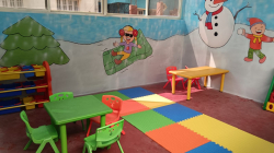 V KIDS Galley Image 2