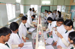 Burdwan Model School Galley Image 3