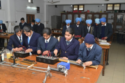 Guru Nanak Model Senior Secondary School Galley Image 3