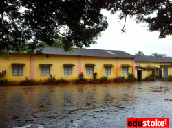 Airport High School & Junior College Galley Image 2