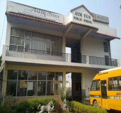 AUM SUN PUBLIC SCHOOL Galley Image 2