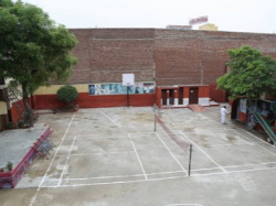 N L PUBLIC SCHOOL Galley Image 3