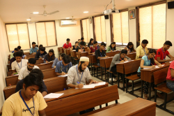 Kishinchand Chellaram College Galley Image 2