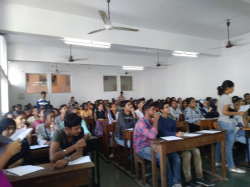 Best PU Junior Colleges in Andheri West, Mumbai, Ghanshyamdas Saraf College of Arts & Commerce, Rajasthani Sammelan's Educational Complex, SV Rd, Malad West, Sunder Nagar,Malad West, Mumbai