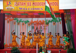 RATAN JEE MODERN SCHOOL Galley Image 4