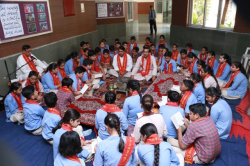 ಶಾಲೆಯ ಗ್ಯಾಲಿ ಚಿತ್ರ