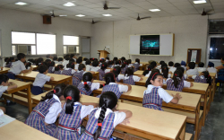 Darbari Lal D.A.V. Model School Galley Image 4