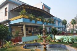 DAYANAND MODEL SCHOOL Galley Image 4