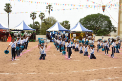 ಶಾಲೆಯ ಗ್ಯಾಲಿ ಚಿತ್ರ