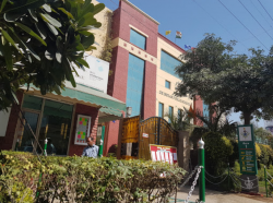 DE Indian Public School Galley Image 2
