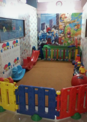 DECORUM PLAY NURSERY SCHOOL Galley Image 2