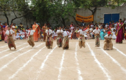 பள்ளி காலே படம்