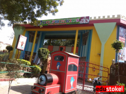 DOLPHIN KIDS PLAY SCHOOL Galley Image 2