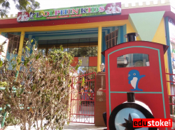 DOLPHIN KIDS PLAY SCHOOL Galley Image 3