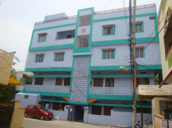 Sri Dwarakamai Model SCHOOL Galley Image 2
